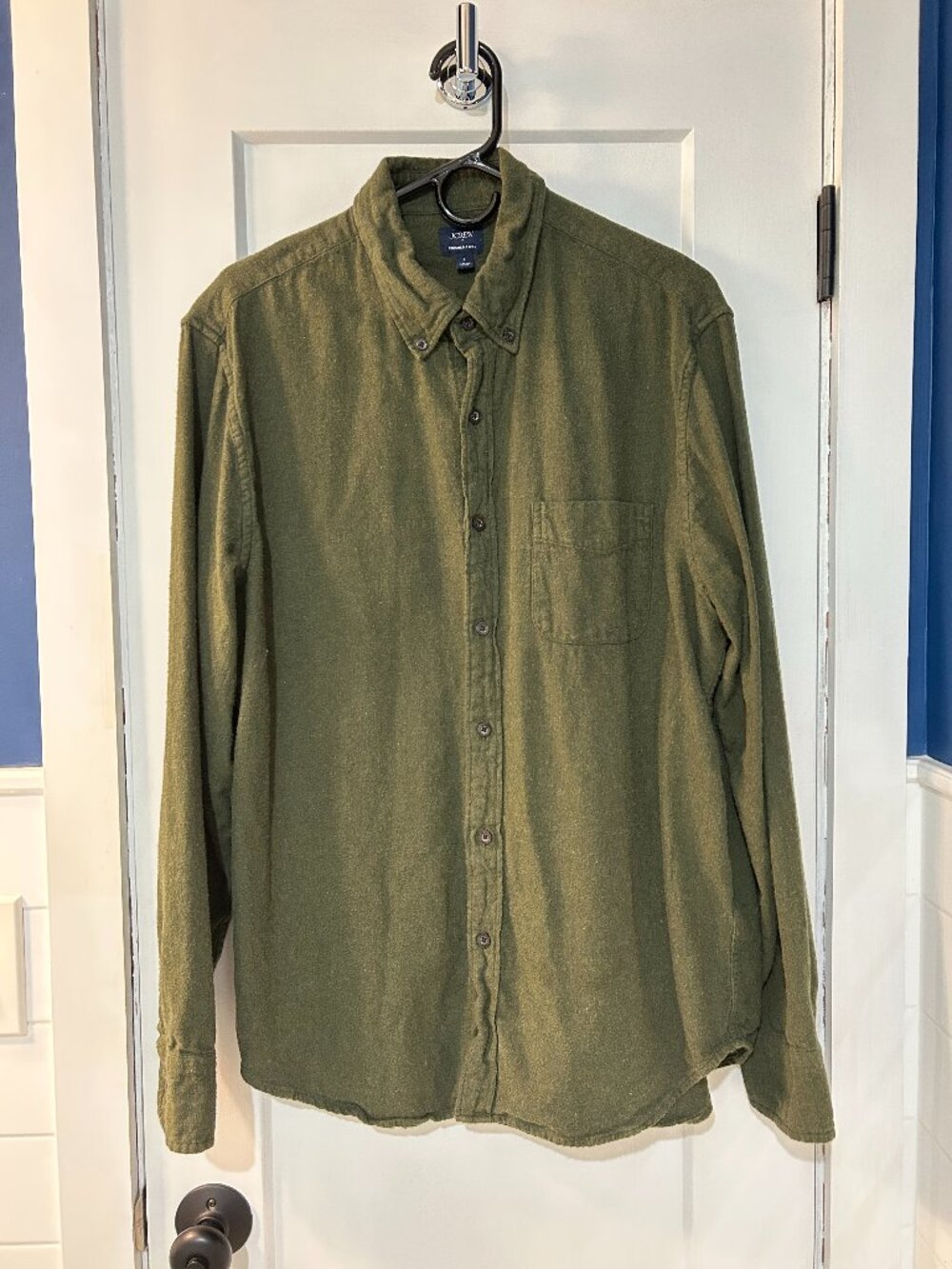 Men's J. Crew brushed twill button down, Large